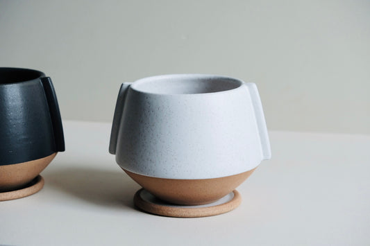 Large Aria Planter With Tray